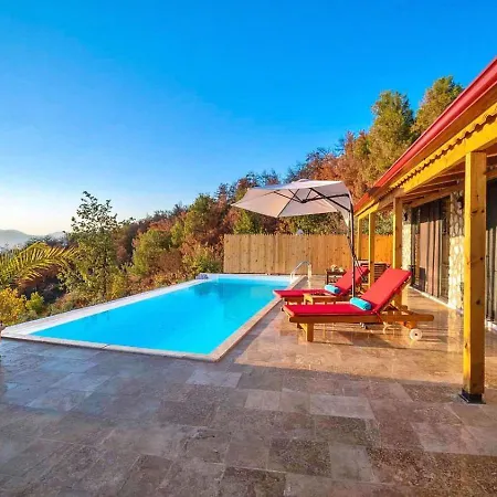 Вилла İslamlar 1 Bedroom Secluded With Private Pool Hot Tub
