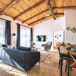 İslamlar 1 Bedroom Secluded With Private Pool Hot Tub