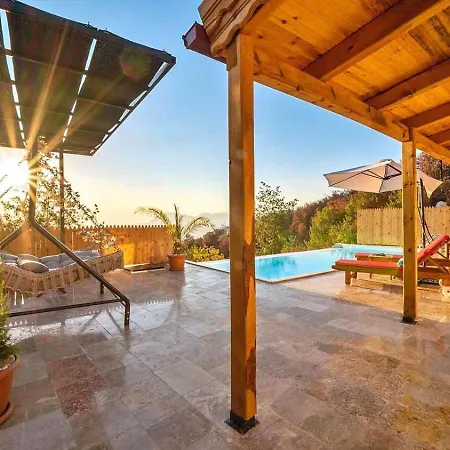 İslamlar 1 Bedroom Secluded With Private Pool Hot Tub Kalkan