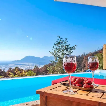 İslamlar 1 Bedroom Secluded With Private Pool Hot Tub Вилла Калкан
